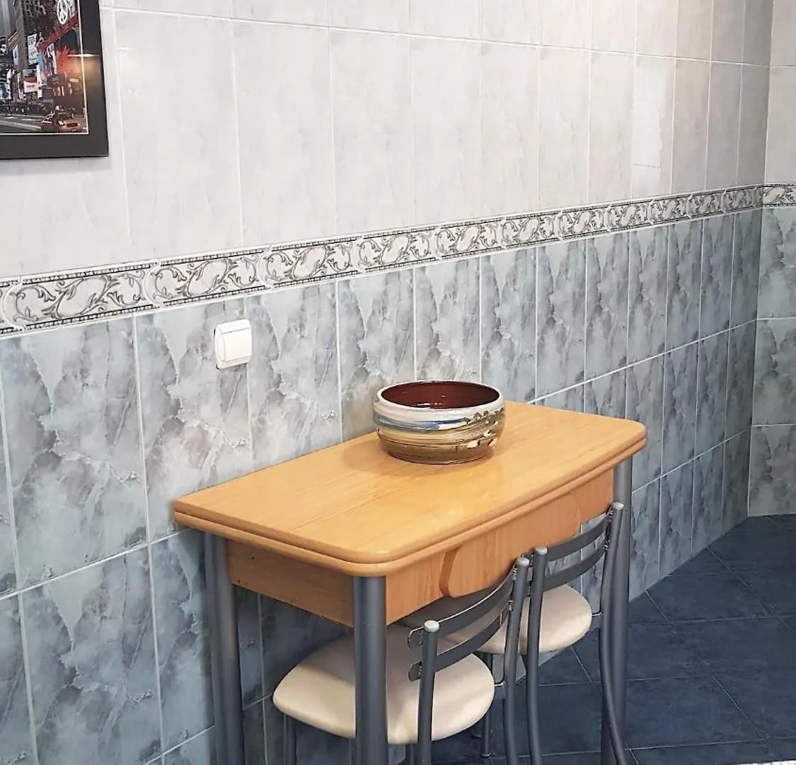 Apartment, 3 Bedrooms, Downtown Málaga Lejlighed